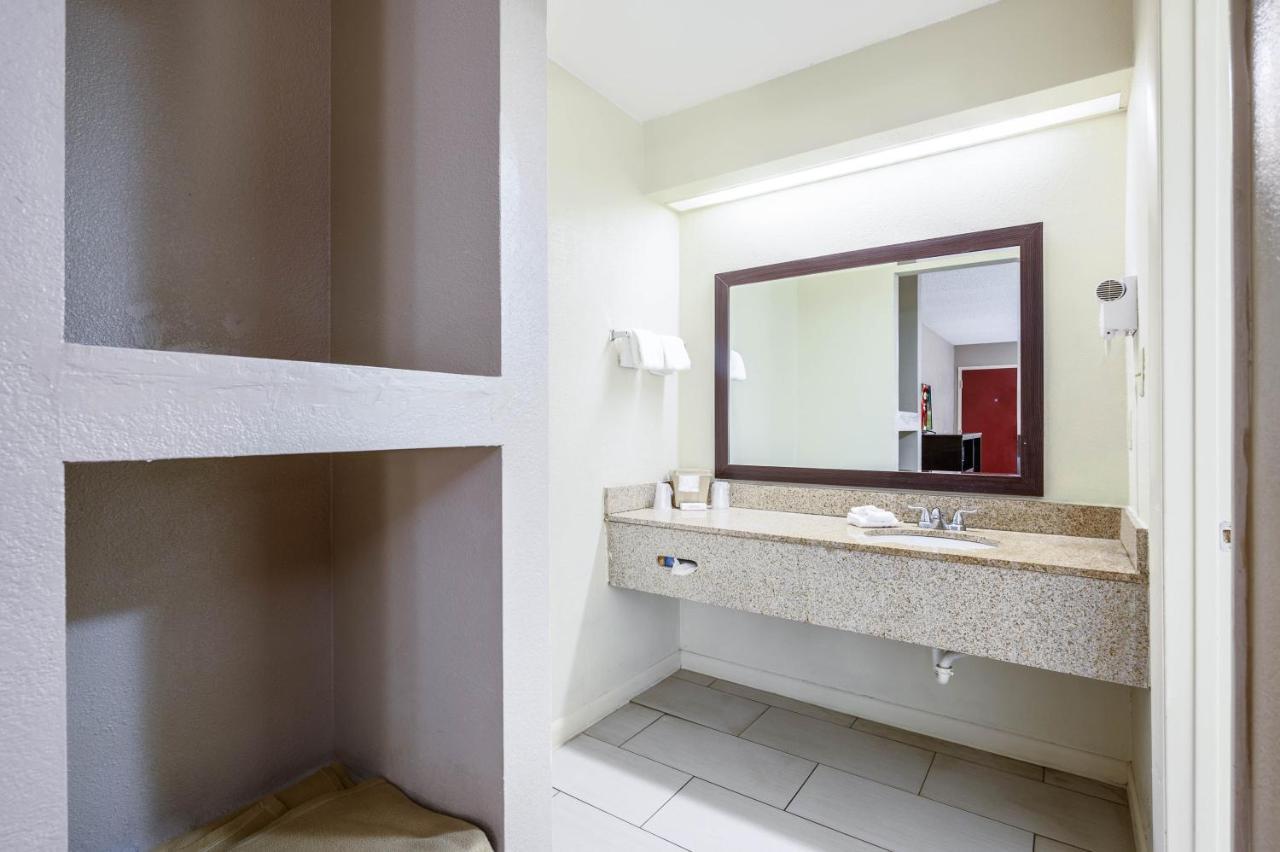 Red Roof Inn Sylacauga Luaran gambar